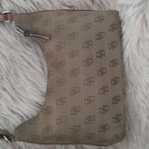 Dooney & Bourke  Mini Handbag​ - Picture 2 of 12